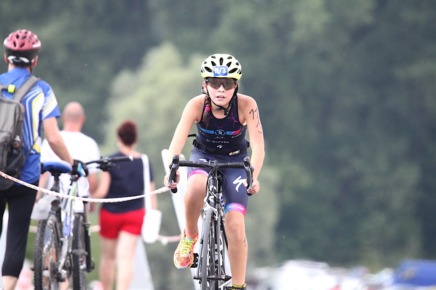 2143-buzekova50-c58e85e-18bf-4790-baa0-90288e5b2cdd.jpeg