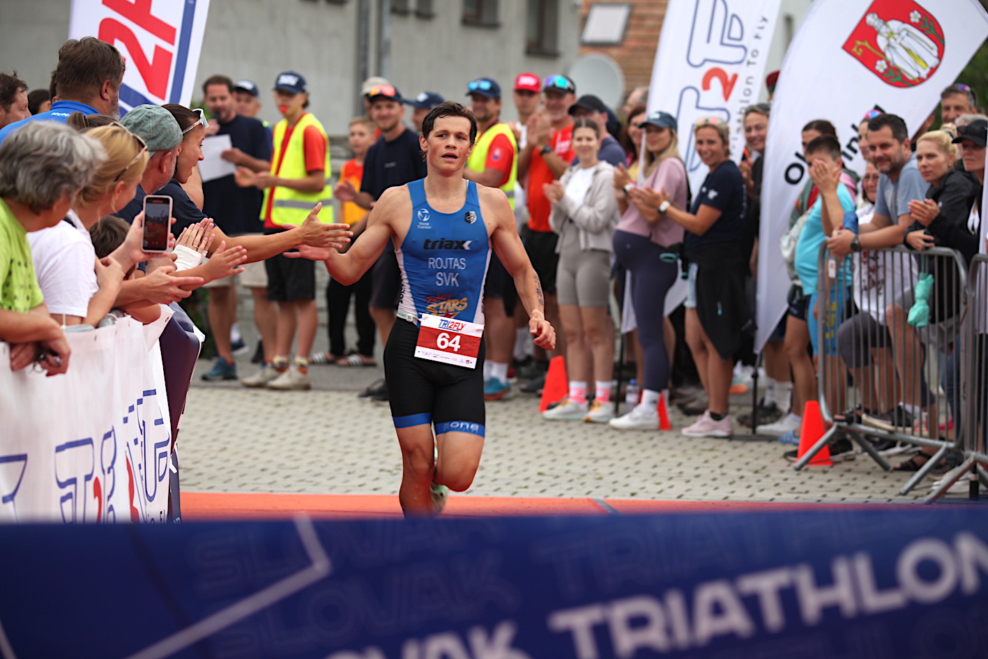 3274-rojtas50-trirovinka2025-ac.jpg