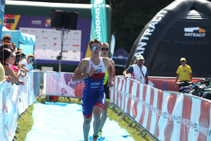 3329-knapcok50-trizilina2025mix-a.jpg